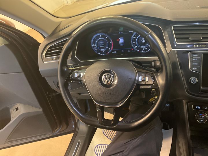 Photo 5 VIN: WVGZZZ5NZHW382333 - VW TIGUAN 