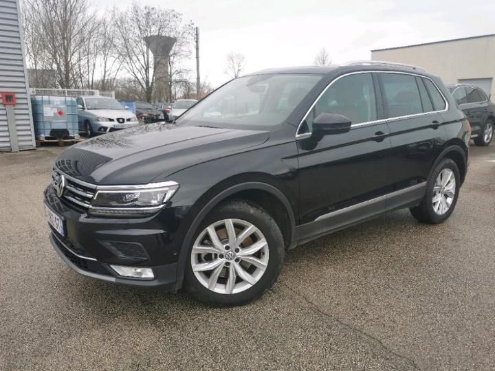 Photo 1 VIN: WVGZZZ5NZHW385873 - VOLKSWAGEN TIGUAN 