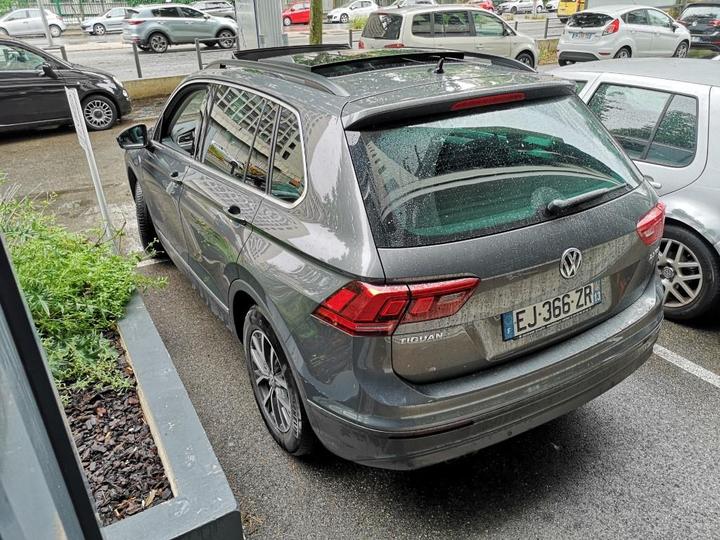 Photo 3 VIN: WVGZZZ5NZHW388206 - VOLKSWAGEN TIGUAN 