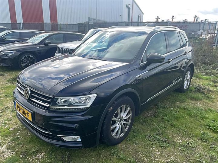 Photo 1 VIN: WVGZZZ5NZHW388390 - VOLKSWAGEN TIGUAN 