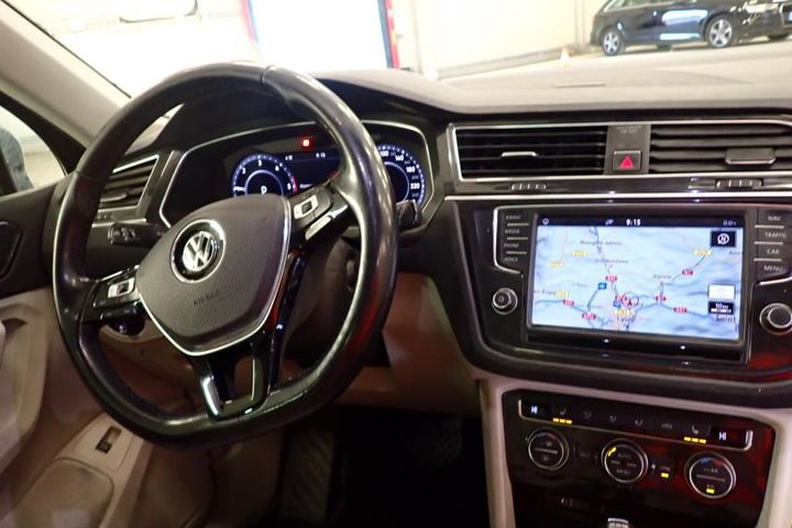 Photo 9 VIN: WVGZZZ5NZHW392669 - VOLKSWAGEN TIGUAN 