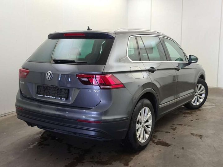 Photo 2 VIN: WVGZZZ5NZHW405004 - VOLKSWAGEN TIGUAN 