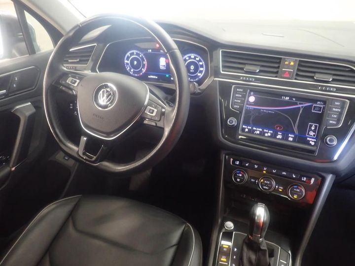 Photo 9 VIN: WVGZZZ5NZHW405680 - VOLKSWAGEN TIGUAN 