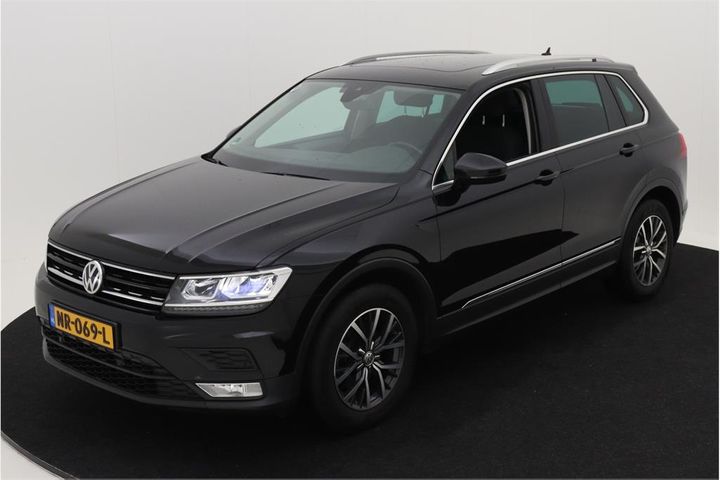 Photo 1 VIN: WVGZZZ5NZHW413453 - VOLKSWAGEN TIGUAN 