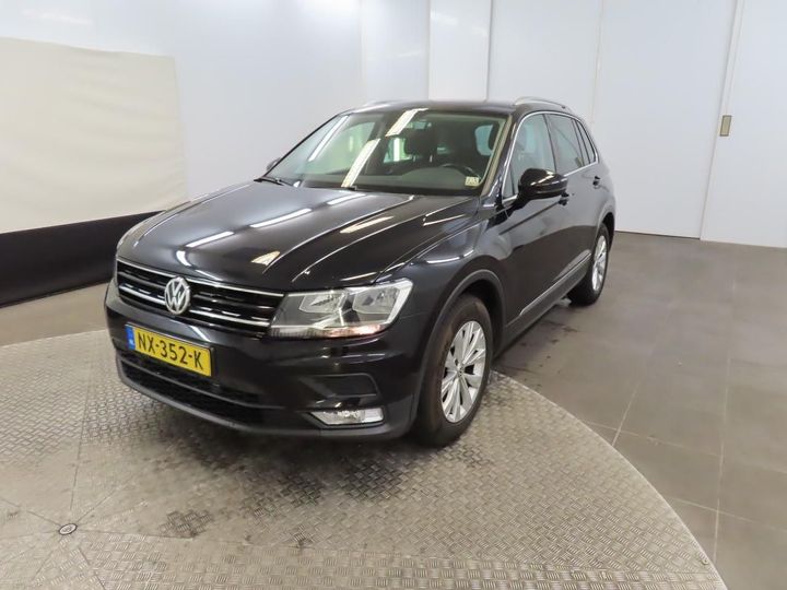 Photo 1 VIN: WVGZZZ5NZHW417100 - VOLKSWAGEN TIGUAN 