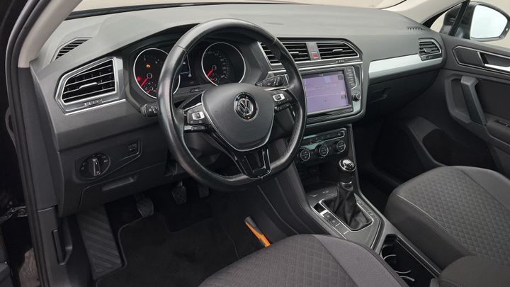 Photo 9 VIN: WVGZZZ5NZHW419077 - VOLKSWAGEN TIGUAN 