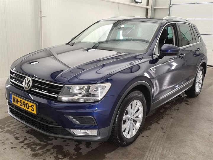 Photo 1 VIN: WVGZZZ5NZHW420679 - VOLKSWAGEN TIGUAN 