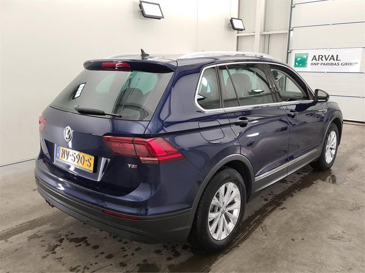 Photo 2 VIN: WVGZZZ5NZHW420679 - VOLKSWAGEN TIGUAN 