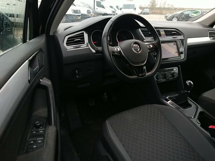 Photo 11 VIN: WVGZZZ5NZHW423215 - VOLKSWAGEN TIGUAN 