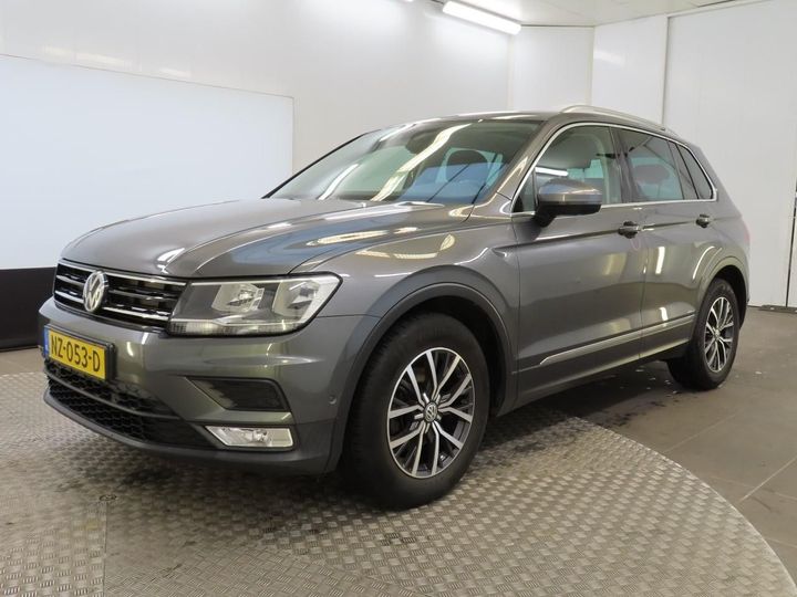 Photo 1 VIN: WVGZZZ5NZHW426147 - VOLKSWAGEN TIGUAN 