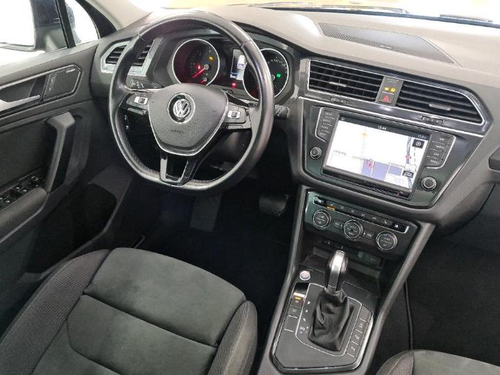 Photo 10 VIN: WVGZZZ5NZHW430707 - VOLKSWAGEN TIGUAN 2.0 TDI 150PK 