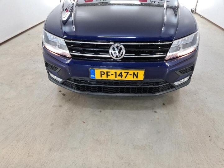 Photo 6 VIN: WVGZZZ5NZHW430707 - VOLKSWAGEN TIGUAN 2.0 TDI 150PK 