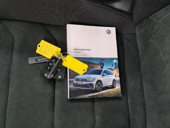 Photo 7 VIN: WVGZZZ5NZHW430707 - VOLKSWAGEN TIGUAN 2.0 TDI 150PK 