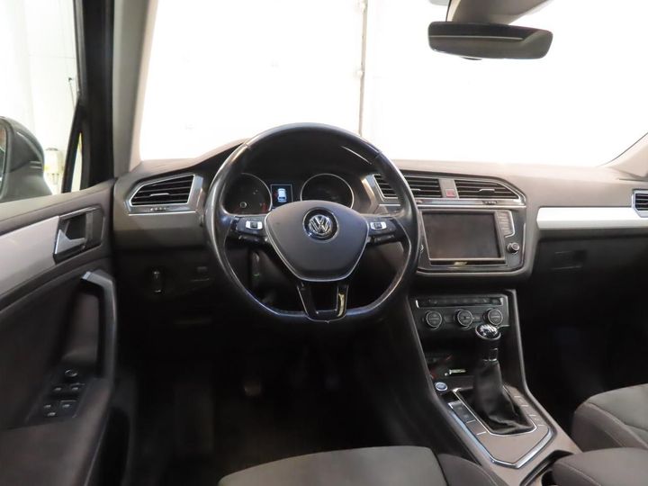 Photo 3 VIN: WVGZZZ5NZHW432058 - VOLKSWAGEN TIGUAN 