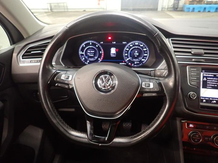 Photo 11 VIN: WVGZZZ5NZHW810794 - VOLKSWAGEN TIGUAN 