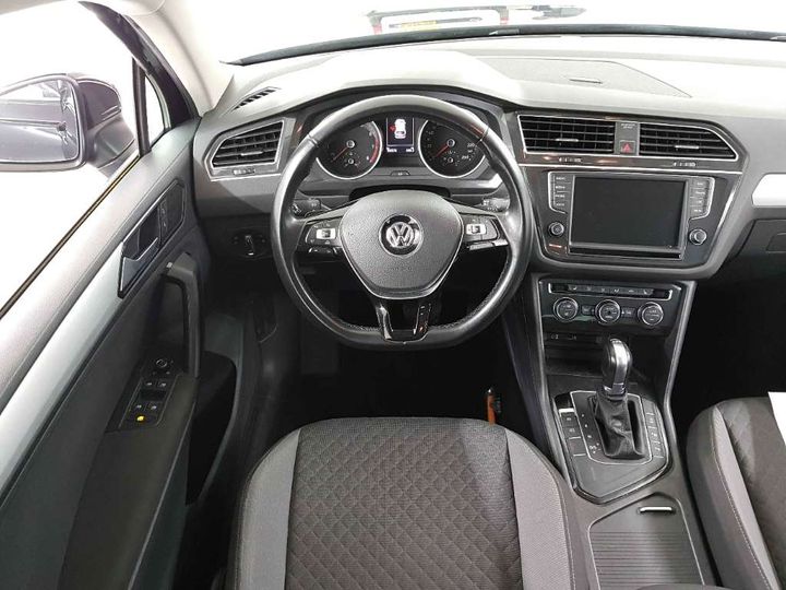 Photo 16 VIN: WVGZZZ5NZHW818578 - VOLKSWAGEN TIGUAN 