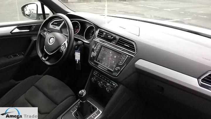 Photo 6 VIN: WVGZZZ5NZHW828650 - VOLKSWAGEN TIGUAN 