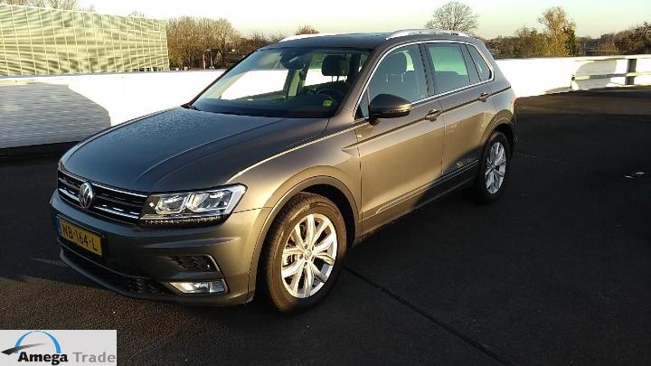 Photo 1 VIN: WVGZZZ5NZHW830887 - VOLKSWAGEN TIGUAN 