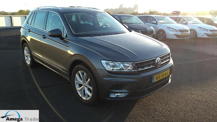 Photo 2 VIN: WVGZZZ5NZHW830887 - VOLKSWAGEN TIGUAN 