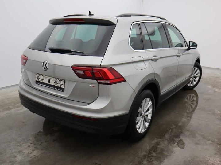 Photo 2 VIN: WVGZZZ5NZHW832844 - VOLKSWAGEN TIGUAN &#3916 