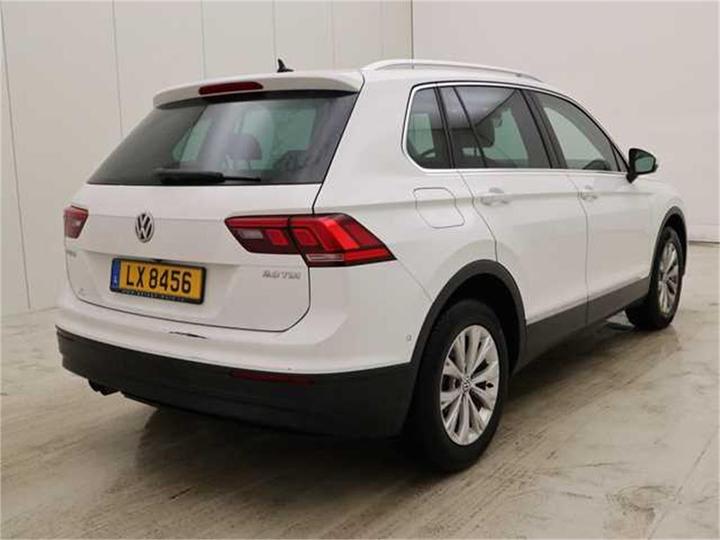 Photo 9 VIN: WVGZZZ5NZHW837002 - VOLKSWAGEN TIGUAN 