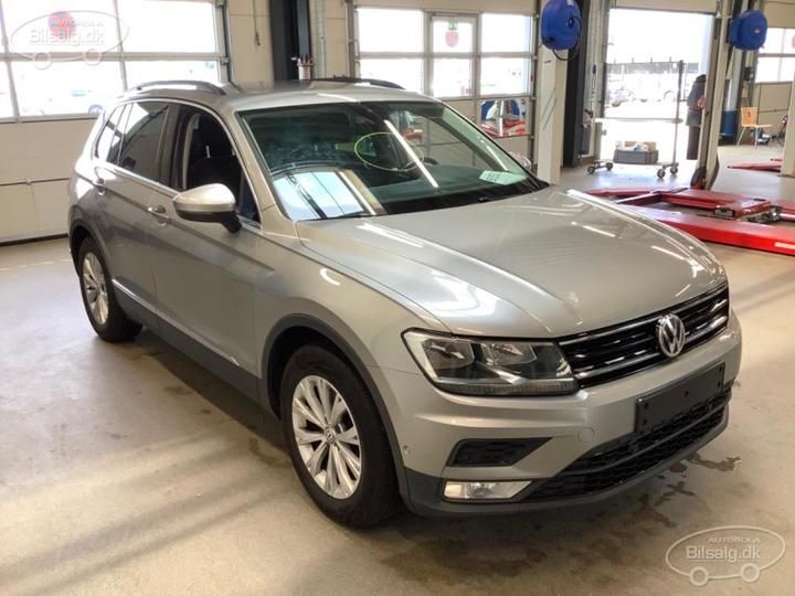 Photo 3 VIN: WVGZZZ5NZHW848866 - VOLKSWAGEN TIGUAN ESTATE 