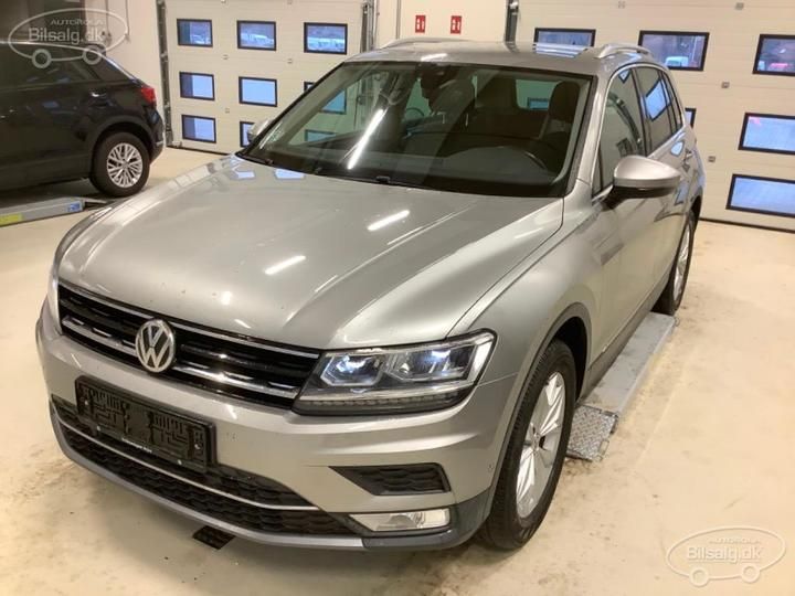 Photo 1 VIN: WVGZZZ5NZHW850176 - VOLKSWAGEN TIGUAN VAN 