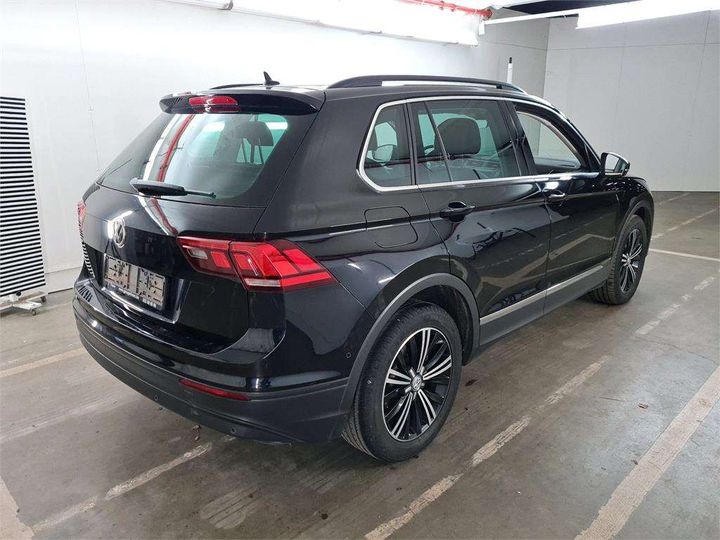 Photo 2 VIN: WVGZZZ5NZHW851133 - VOLKSWAGEN TIGUAN 