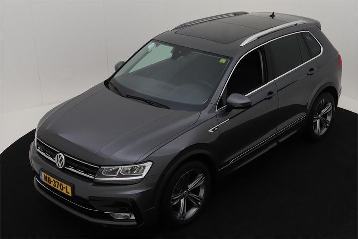 Photo 1 VIN: WVGZZZ5NZHW852869 - VOLKSWAGEN TIGUAN 