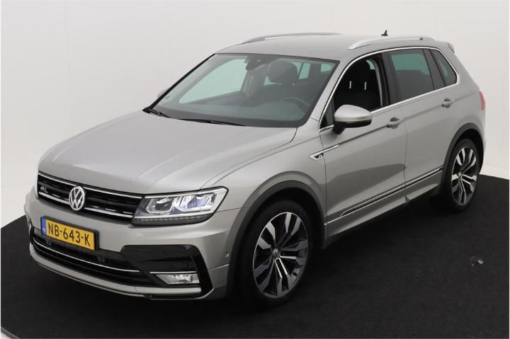 Photo 1 VIN: WVGZZZ5NZHW853826 - VOLKSWAGEN TIGUAN 