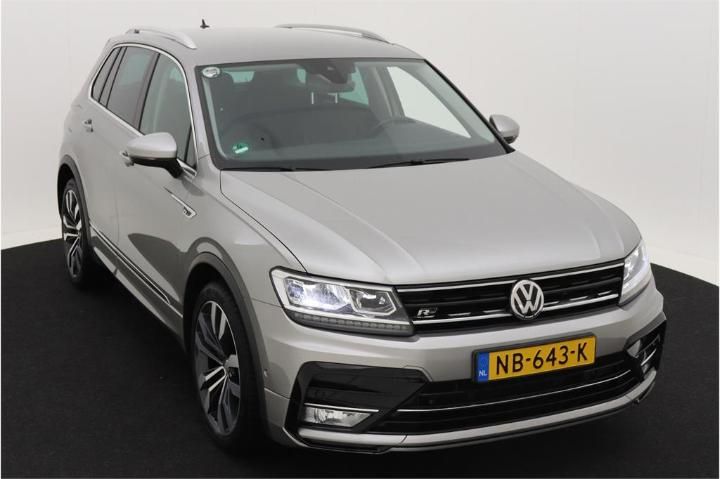 Photo 2 VIN: WVGZZZ5NZHW853826 - VOLKSWAGEN TIGUAN 