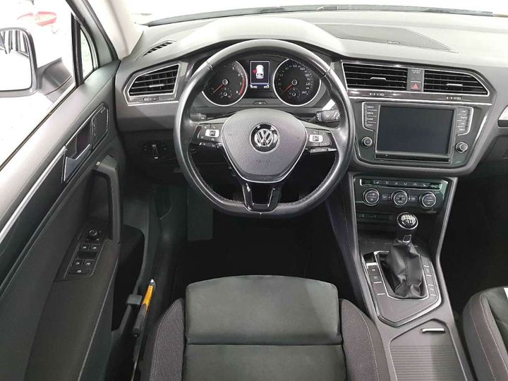 Photo 7 VIN: WVGZZZ5NZHW855938 - VOLKSWAGEN TIGUAN 