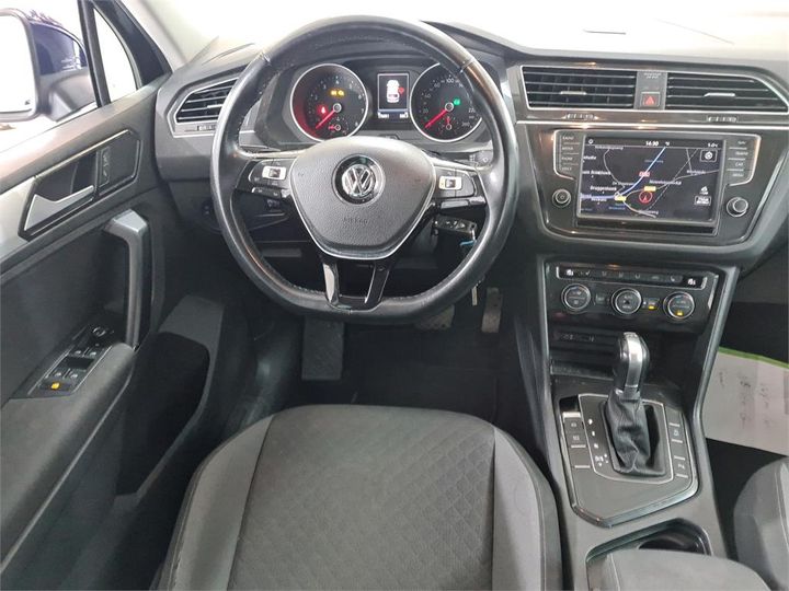 Photo 6 VIN: WVGZZZ5NZHW856602 - VOLKSWAGEN TIGUAN 