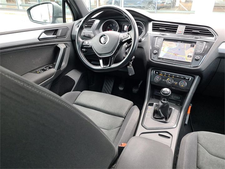 Photo 6 VIN: WVGZZZ5NZHW856700 - VOLKSWAGEN TIGUAN 