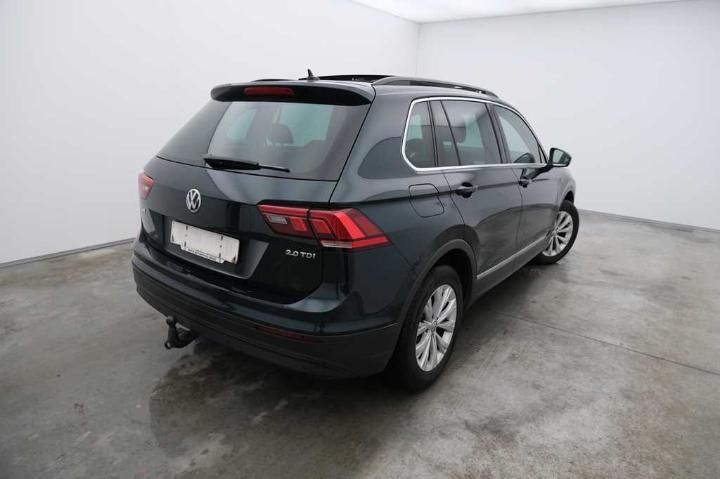 Photo 2 VIN: WVGZZZ5NZHW858499 - VOLKSWAGEN TIGUAN &#3916 