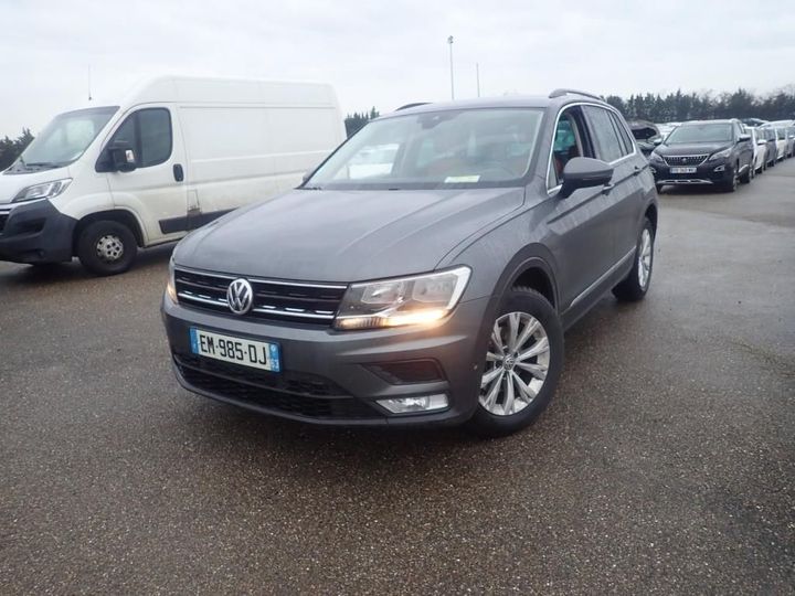 Photo 1 VIN: WVGZZZ5NZHW858555 - VOLKSWAGEN TIGUAN 