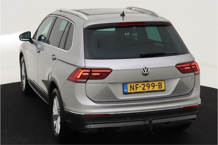 Photo 2 VIN: WVGZZZ5NZHW858779 - VOLKSWAGEN TIGUAN 