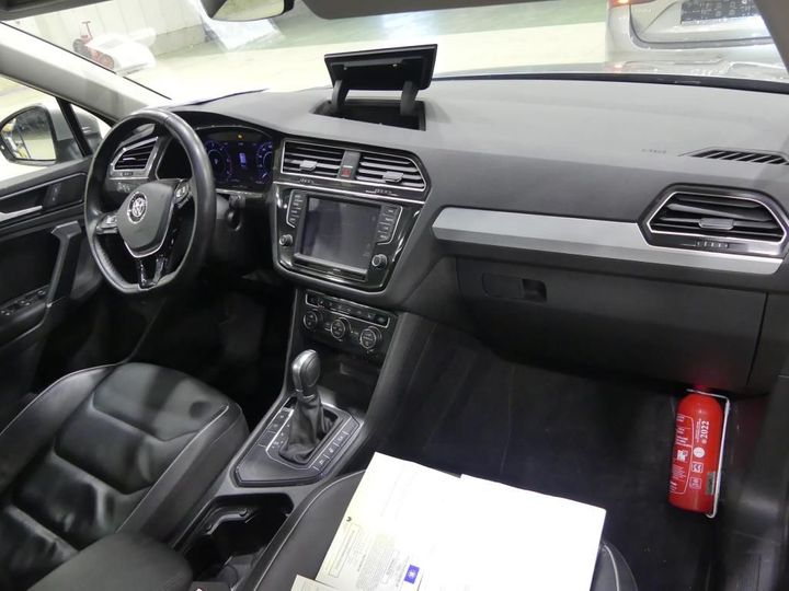 Photo 3 VIN: WVGZZZ5NZHW861353 - VOLKSWAGEN TIGUAN 