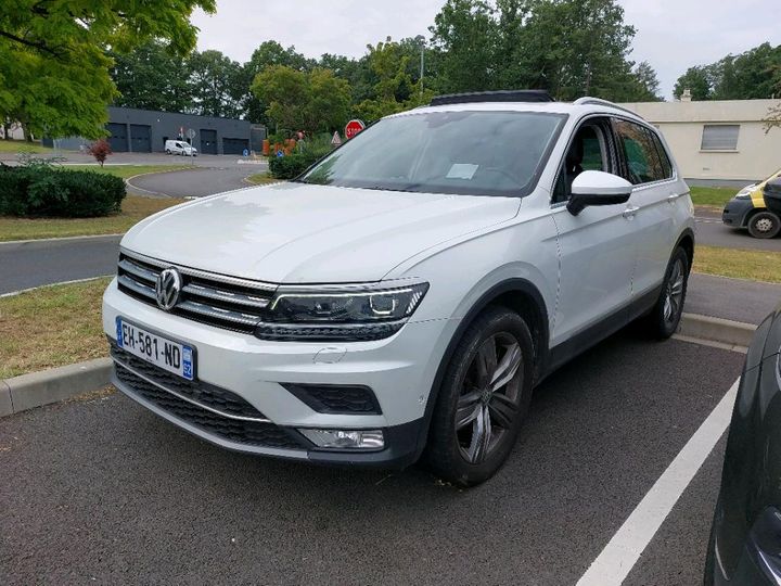 Photo 1 VIN: WVGZZZ5NZHW864176 - VOLKSWAGEN TIGUAN 