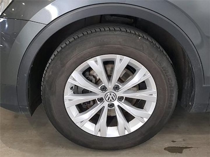 Photo 5 VIN: WVGZZZ5NZHW866596 - VOLKSWAGEN TIGUAN 