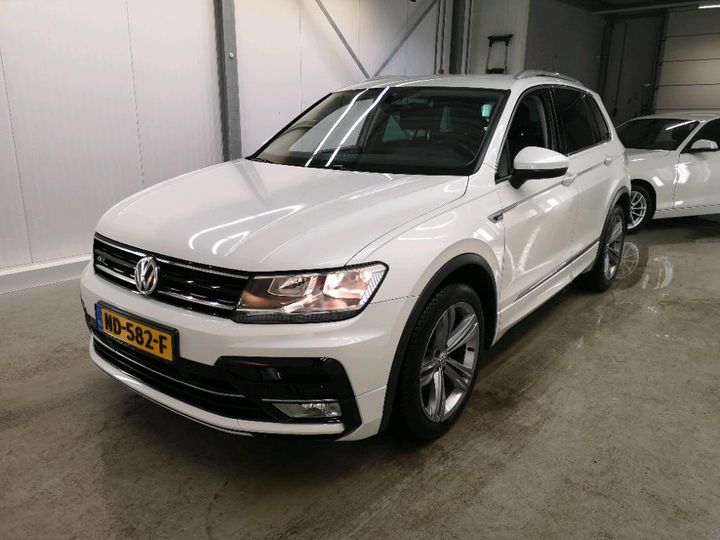 Photo 1 VIN: WVGZZZ5NZHW874752 - VOLKSWAGEN TIGUAN 