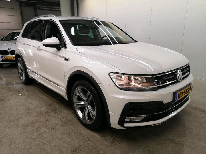 Photo 2 VIN: WVGZZZ5NZHW874752 - VOLKSWAGEN TIGUAN 