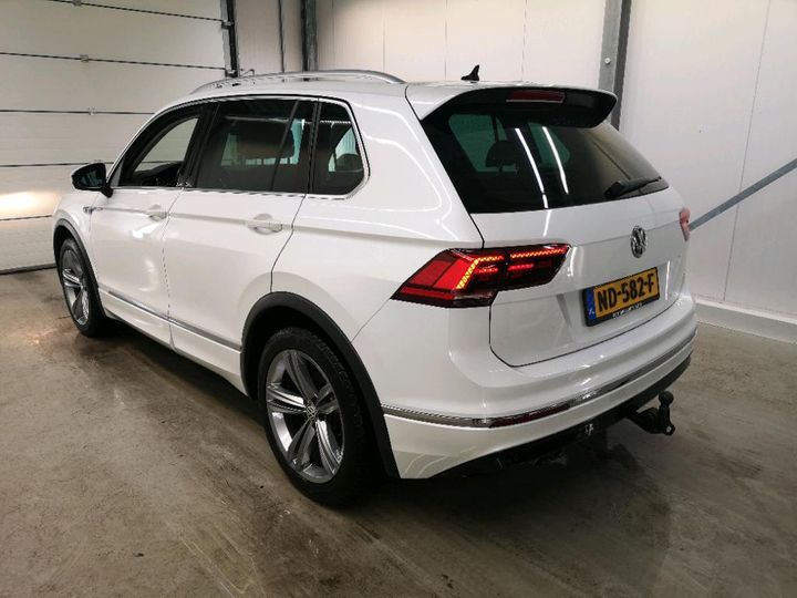 Photo 3 VIN: WVGZZZ5NZHW874752 - VOLKSWAGEN TIGUAN 