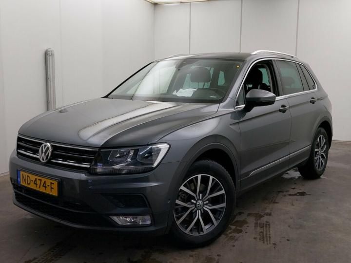 Photo 1 VIN: WVGZZZ5NZHW876900 - VOLKSWAGEN TIGUAN 