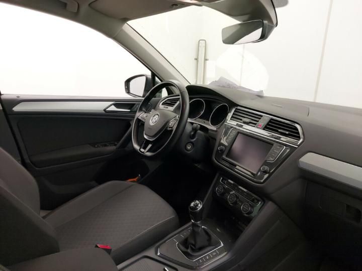 Photo 3 VIN: WVGZZZ5NZHW876900 - VOLKSWAGEN TIGUAN 