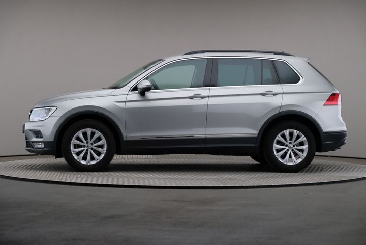 Photo 4 VIN: WVGZZZ5NZHW881557 - VOLKSWAGEN TIGUAN 