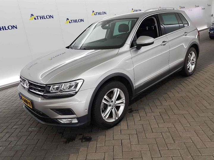 Photo 1 VIN: WVGZZZ5NZHW882810 - VOLKSWAGEN TIGUAN 