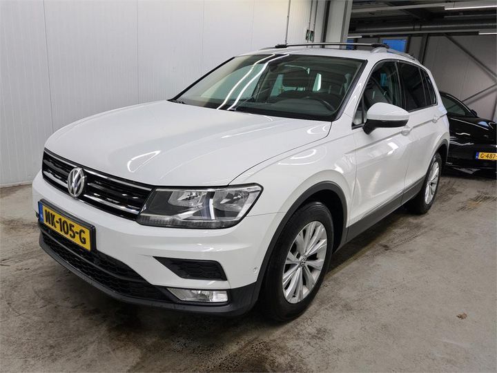 Photo 1 VIN: WVGZZZ5NZHW885960 - VOLKSWAGEN TIGUAN 