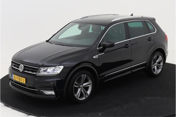 Photo 1 VIN: WVGZZZ5NZHW886973 - VOLKSWAGEN TIGUAN 