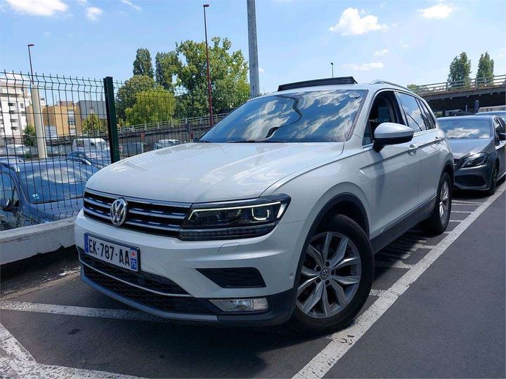 Photo 1 VIN: WVGZZZ5NZHW888058 - VOLKSWAGEN TIGUAN 